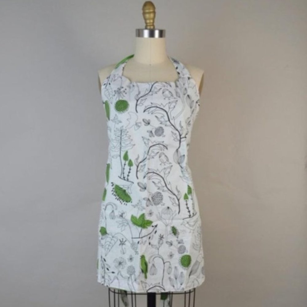 Handmade Reversible Tie Apron with Leaf Plant and Bird Pattern - Nature Lovers